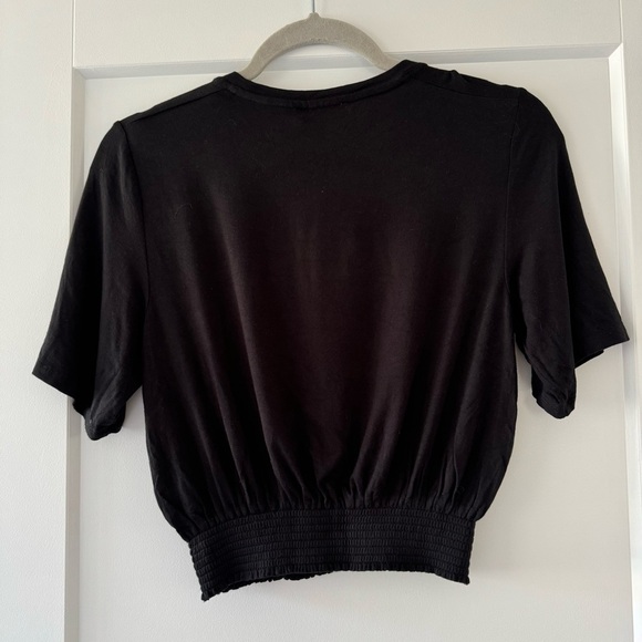Babaton cropped black tshirt - Picture 2 of 4